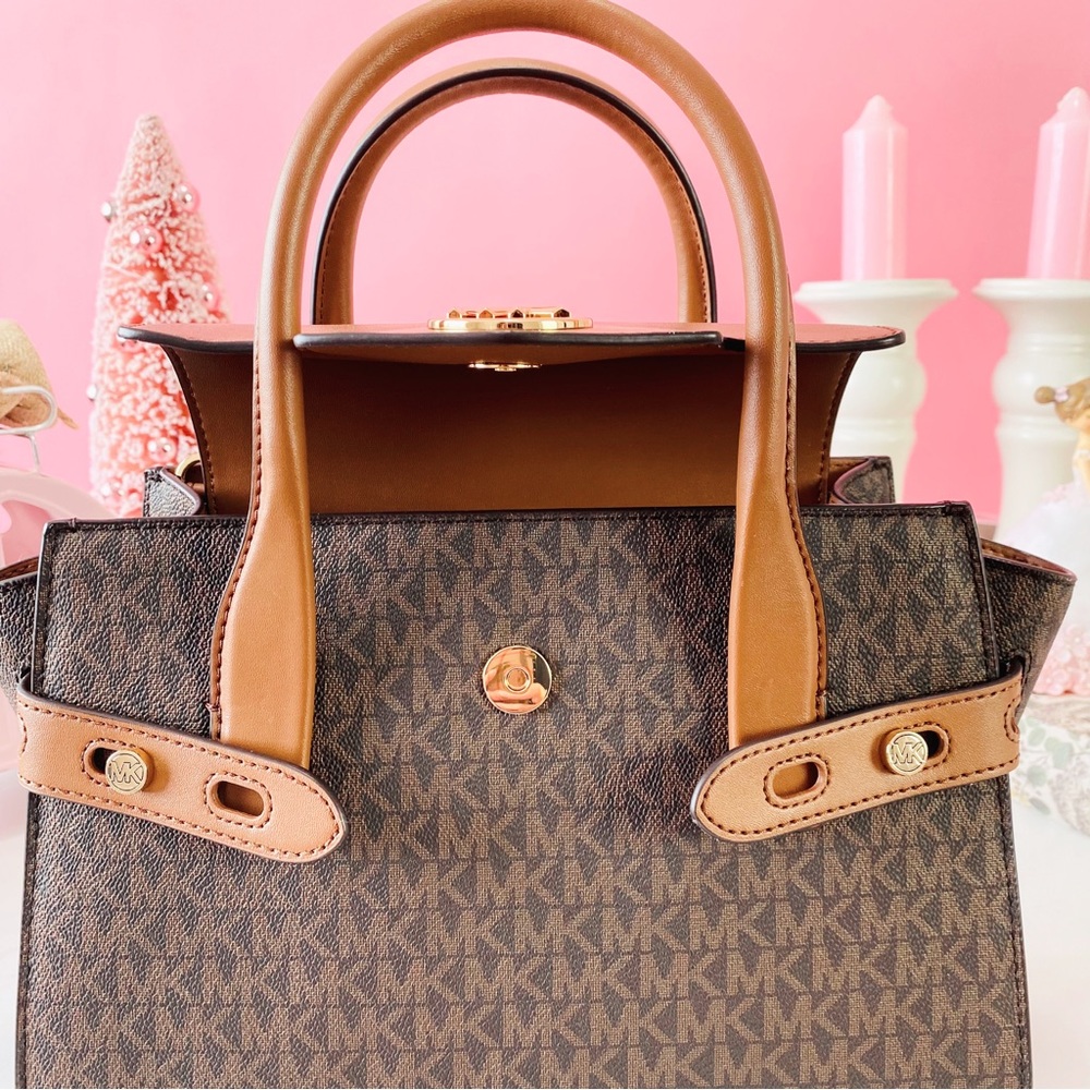 Final Sale!!! 👜 MICHAEL KORS 🌺 Carmen Medium Faux Leather Belted Satchel - Picture 7 of 15